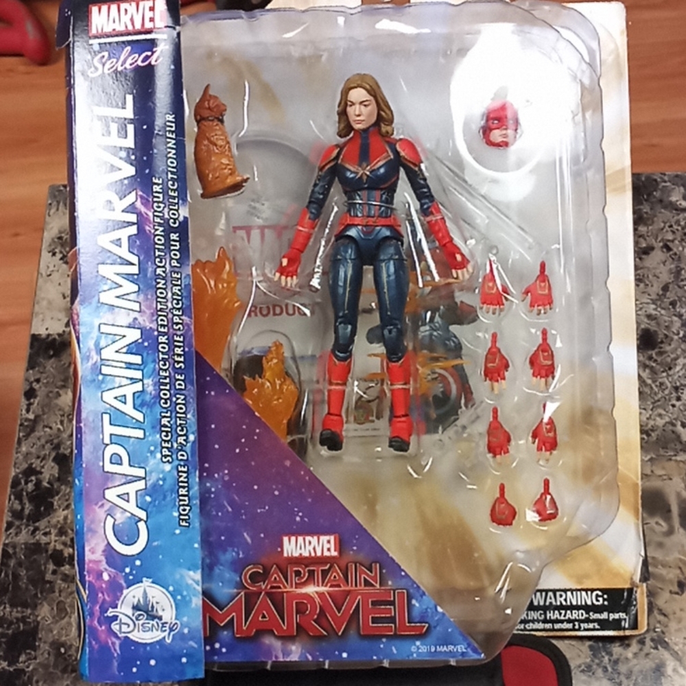 Disney Captain Marvel